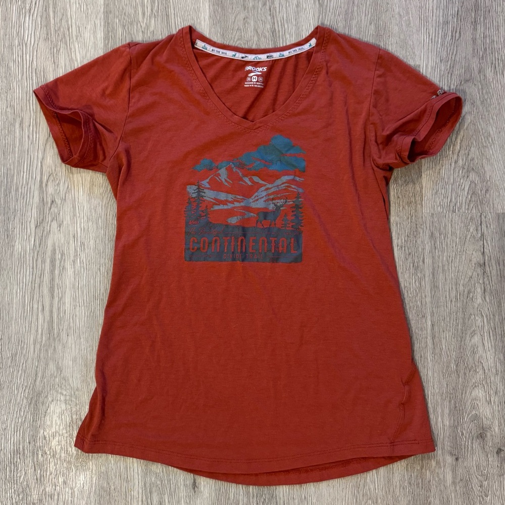 Brooks Women's Running Continental Divide Graphic Tee